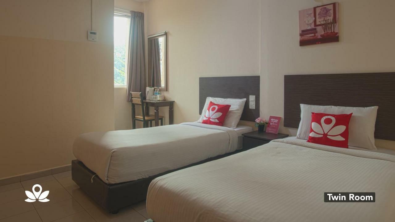 Zen Rooms Golden Star Куантан Экстерьер фото