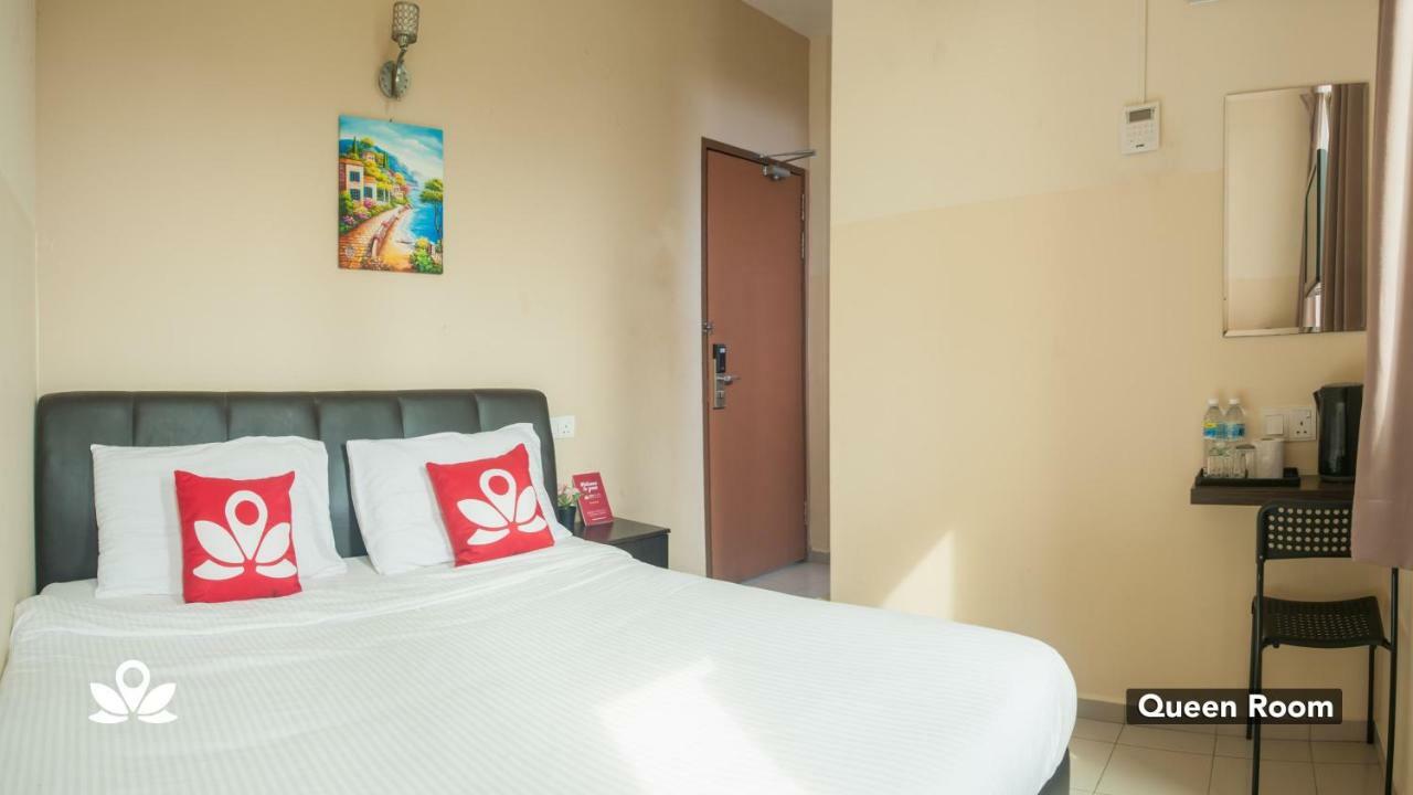 Zen Rooms Golden Star Куантан Экстерьер фото